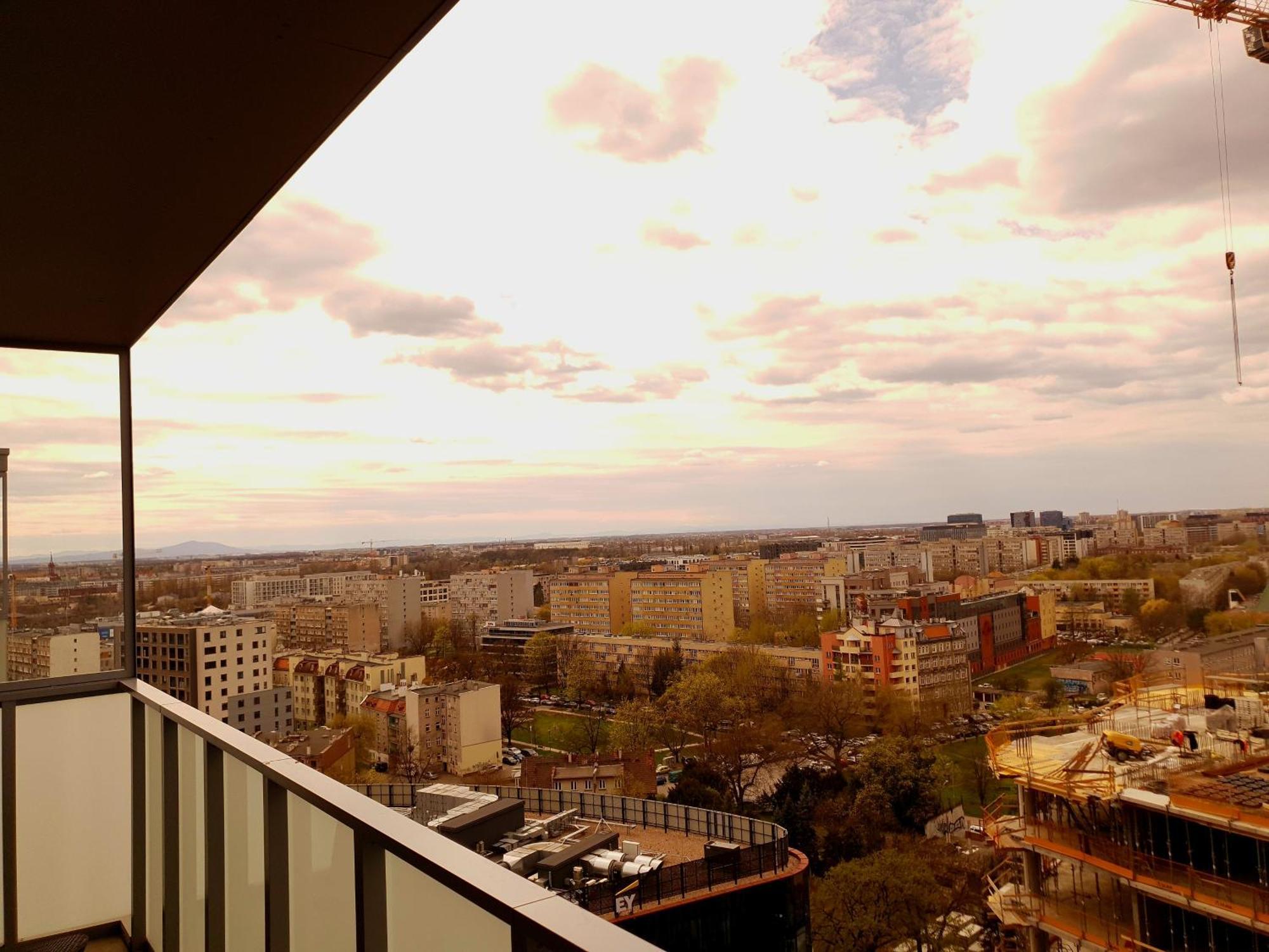 Prestige Apartments Quorum - Apartamenty Nad Odra - 16 Pietro - Wroclaw — Zdjęcia 1