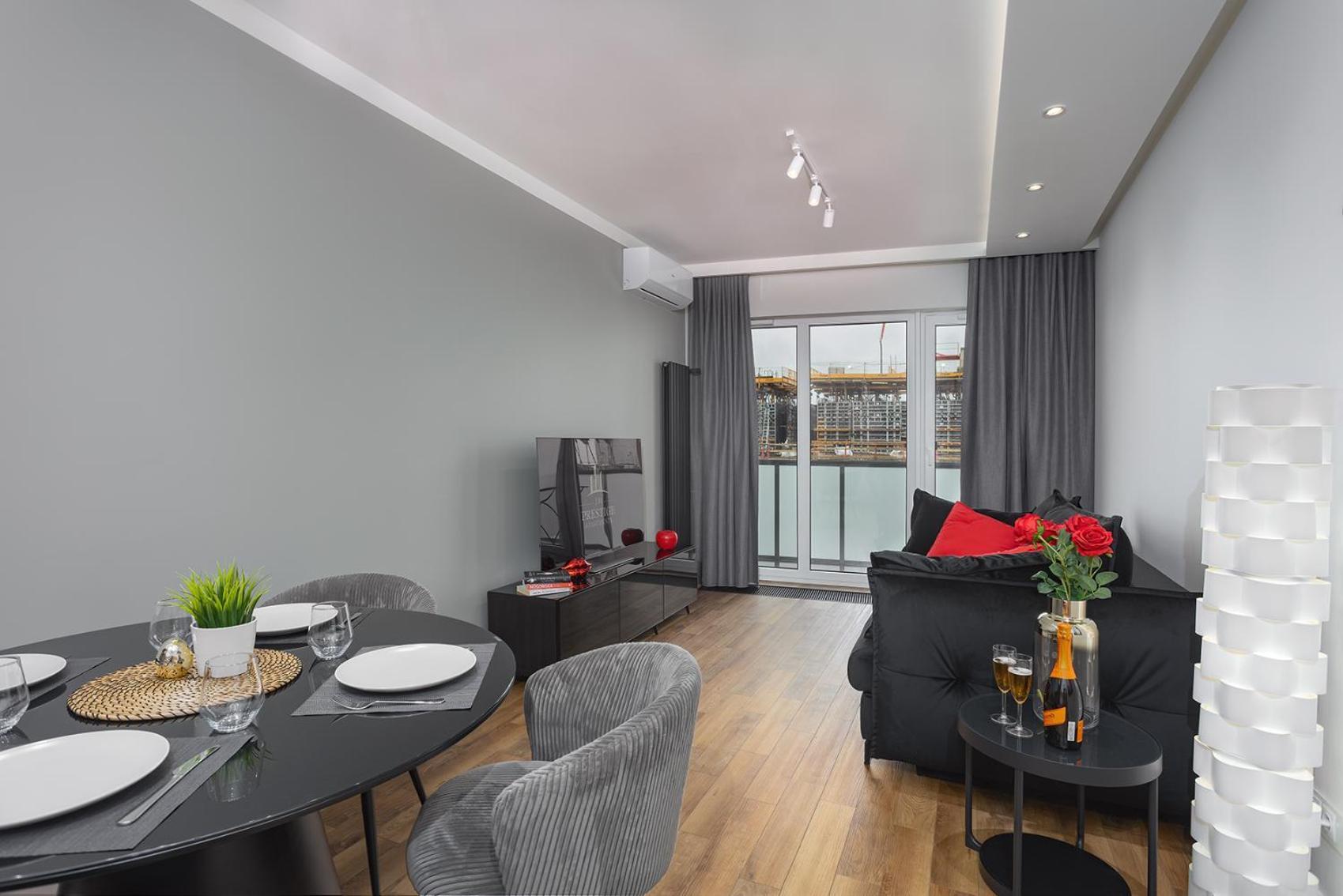 Prestige Apartments Quorum - Apartamenty Nad Odra - 16 Pietro - Wroclaw — Zdjęcia 3